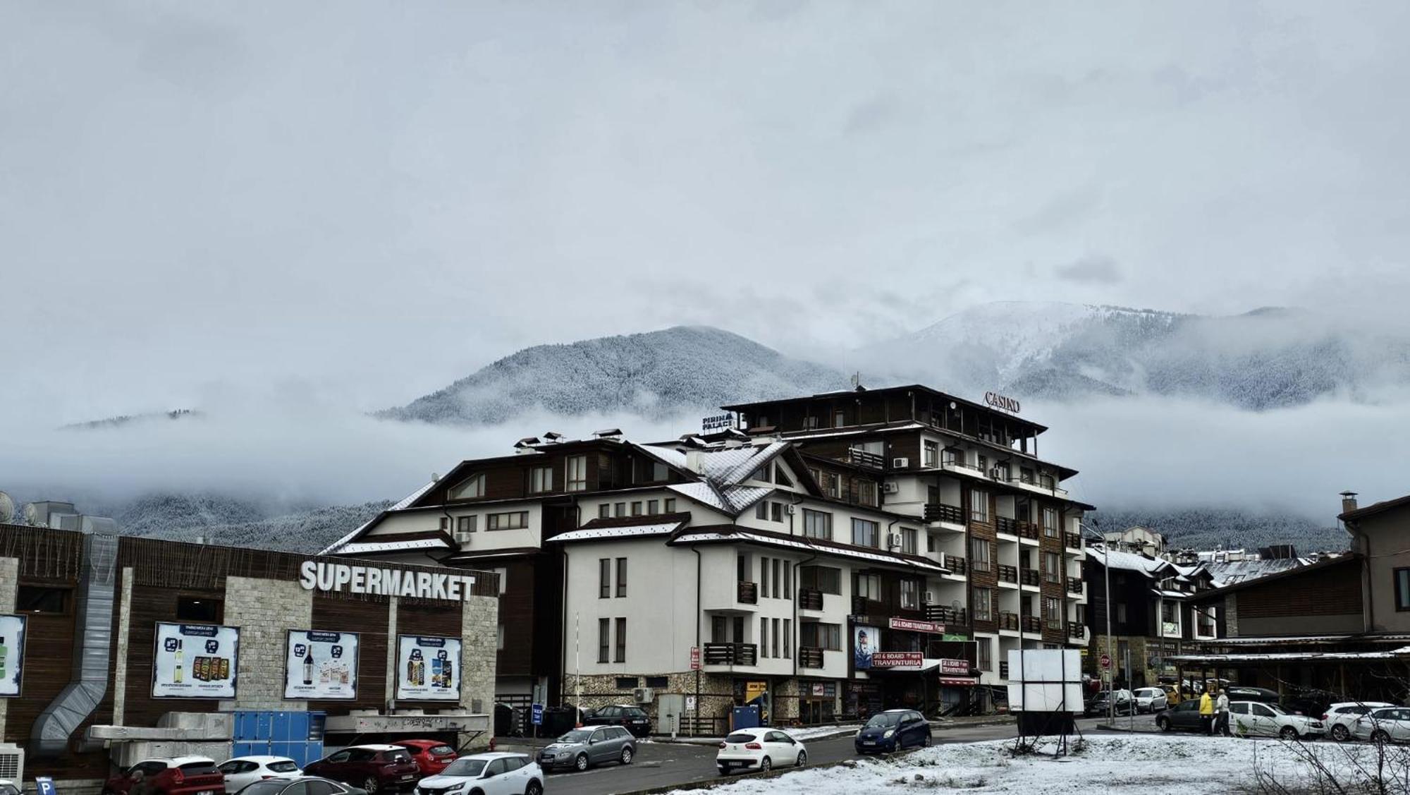 Next To Gondola Stylish And Charming Apartment Bansko Exterior foto